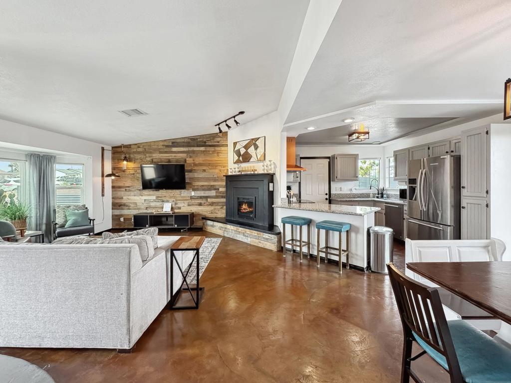 MLS #219130406DA image #3