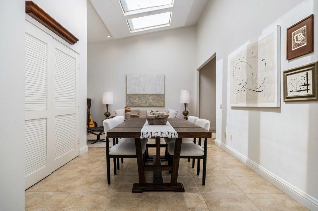 MLS #219130627DA image #10