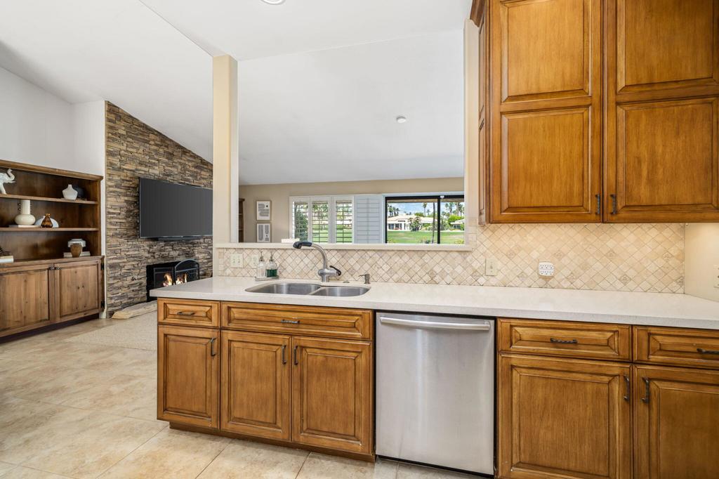 MLS #219130627DA image #22