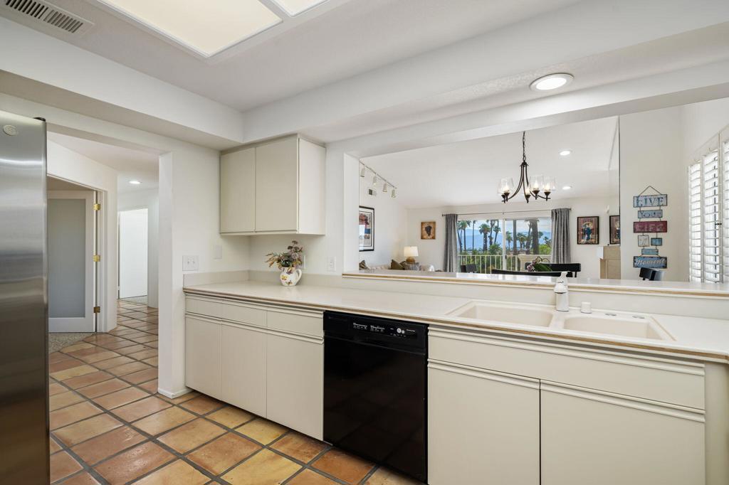 MLS #219130672DA image #13