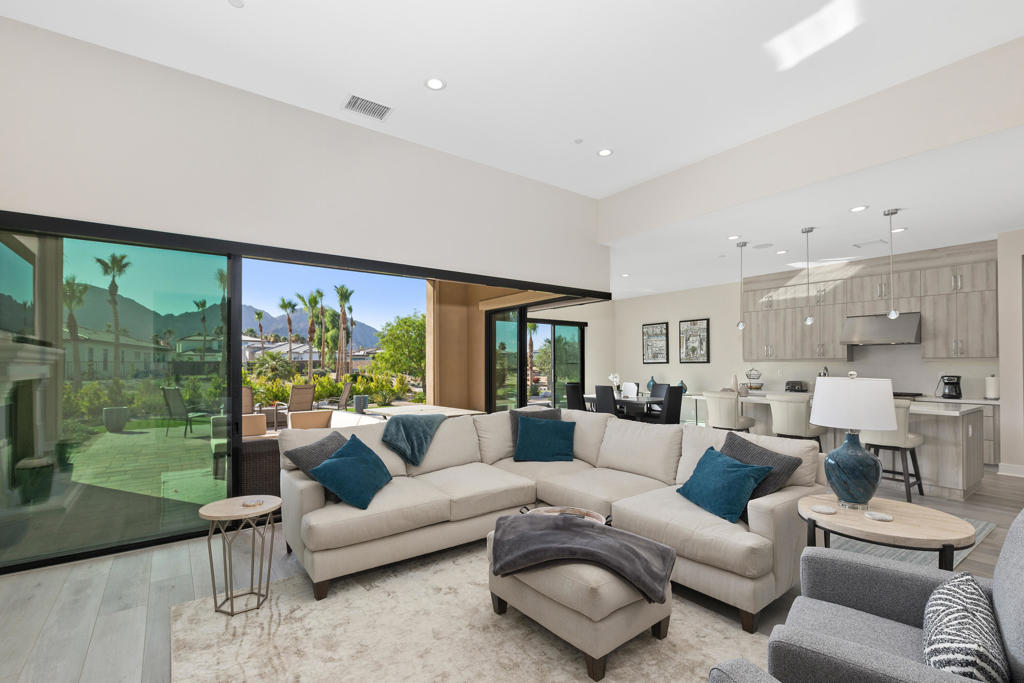 MLS #219130694DA image #14