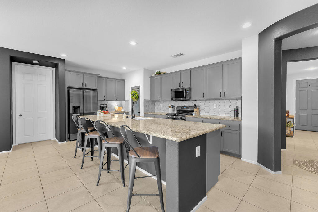 MLS #219130715DA image #3