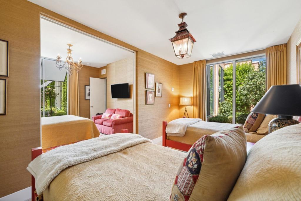 MLS #219130729DA image #37