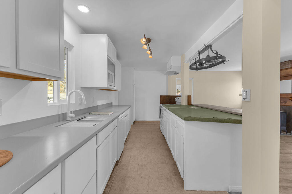 MLS #219130762DA image #24