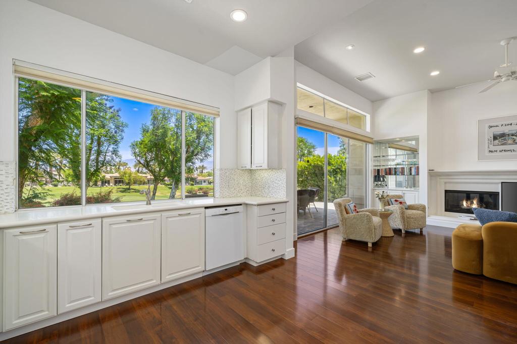 MLS #219130785DA image #4