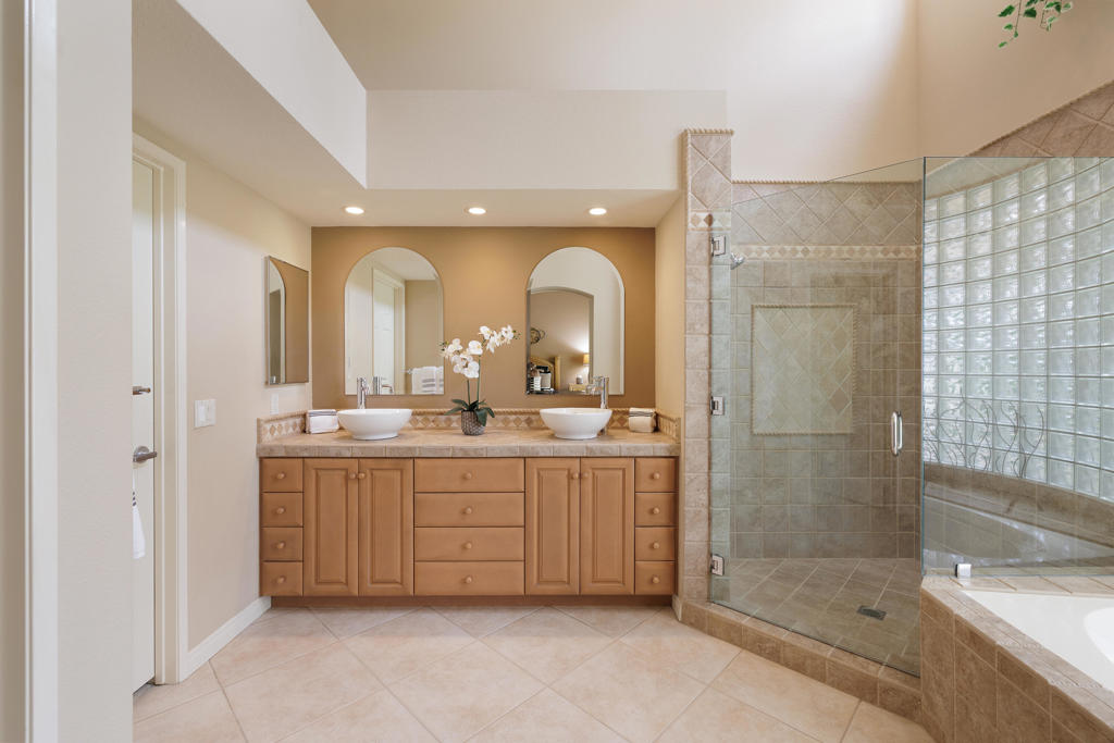 MLS #219130801DA image #17