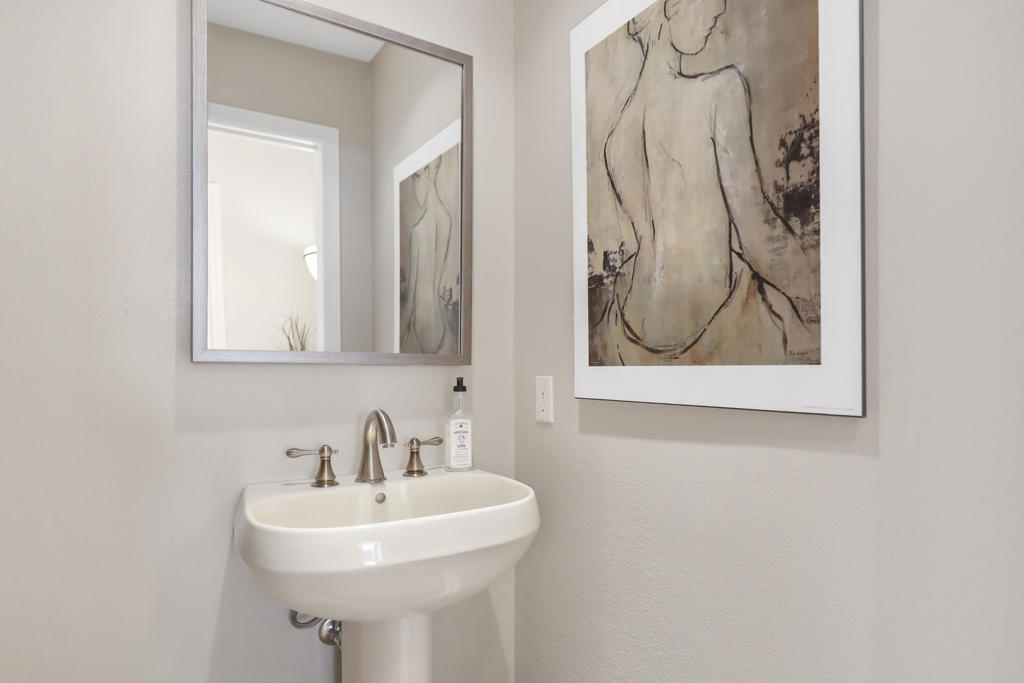 MLS #219130853DA image #17