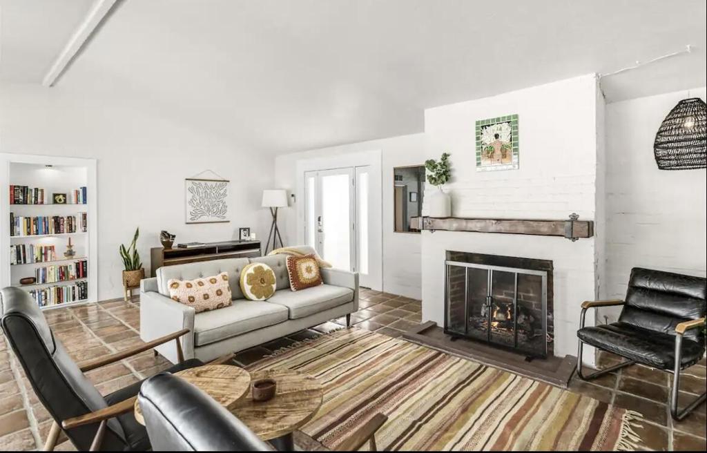 MLS #219130865DA image #1