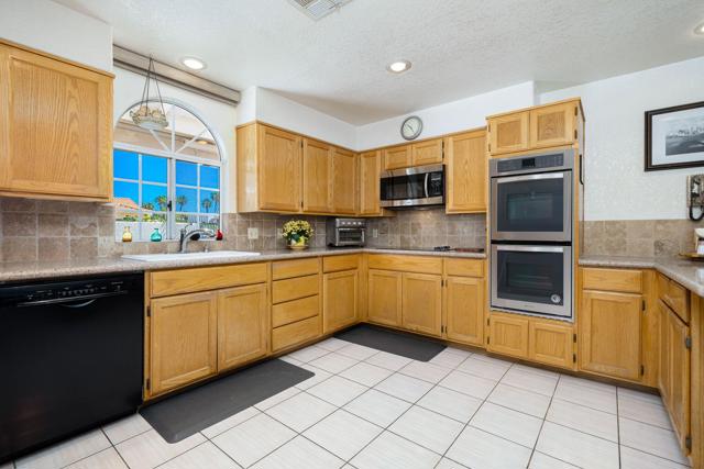 MLS #219130940DA image #8