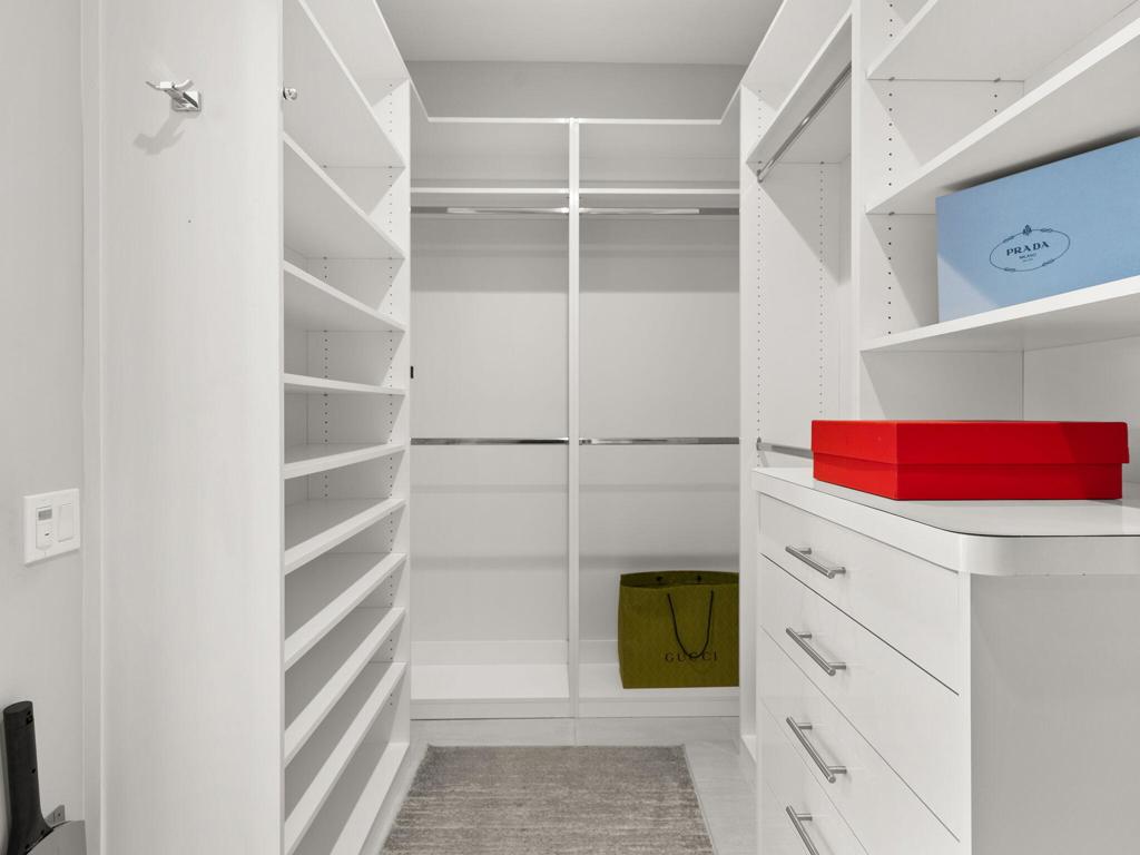 MLS #219131072DA image #30