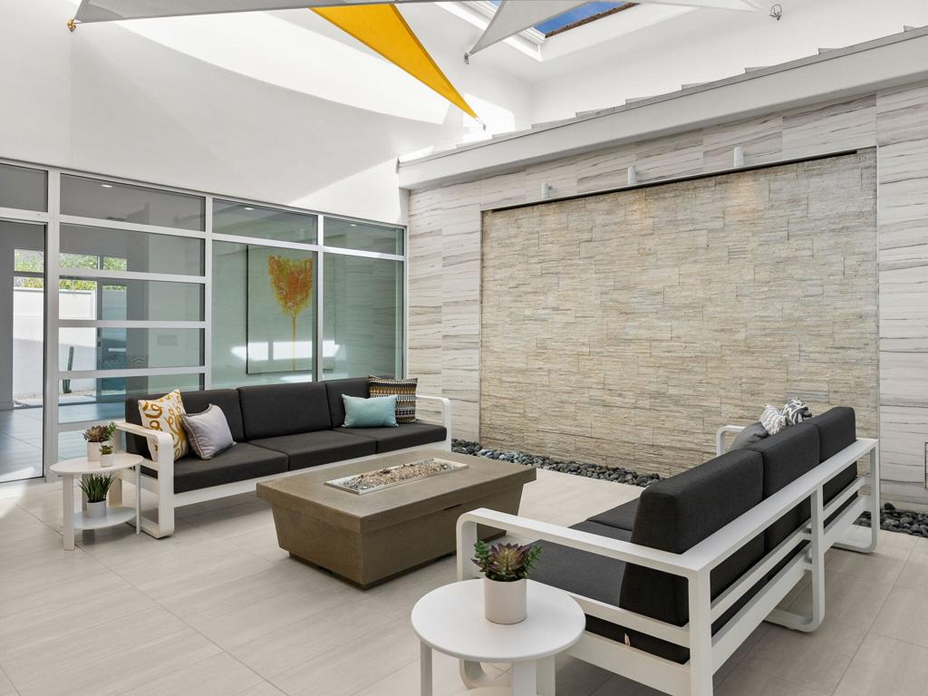 MLS #219131072DA image #4