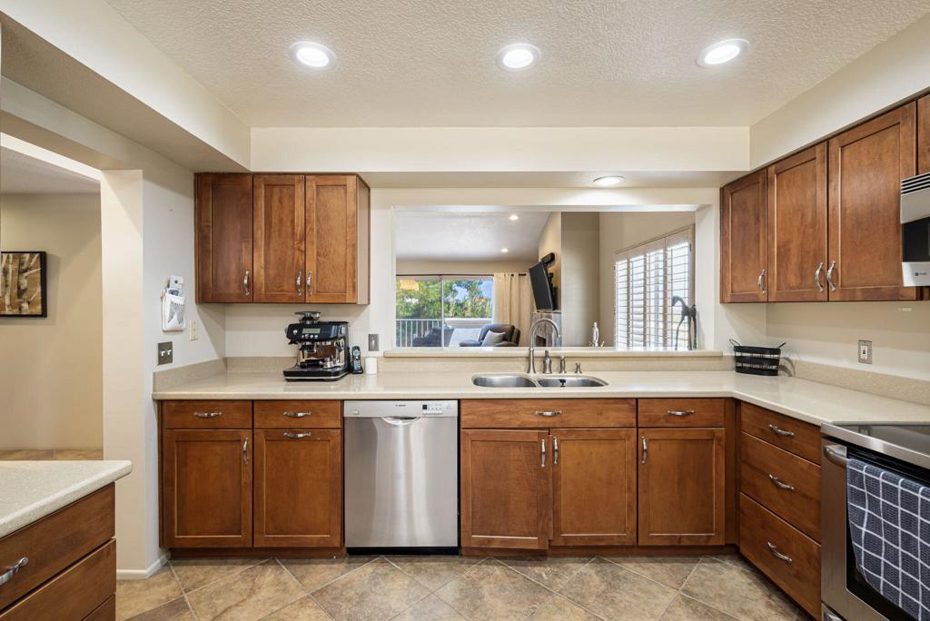 MLS #219131188DA image #11