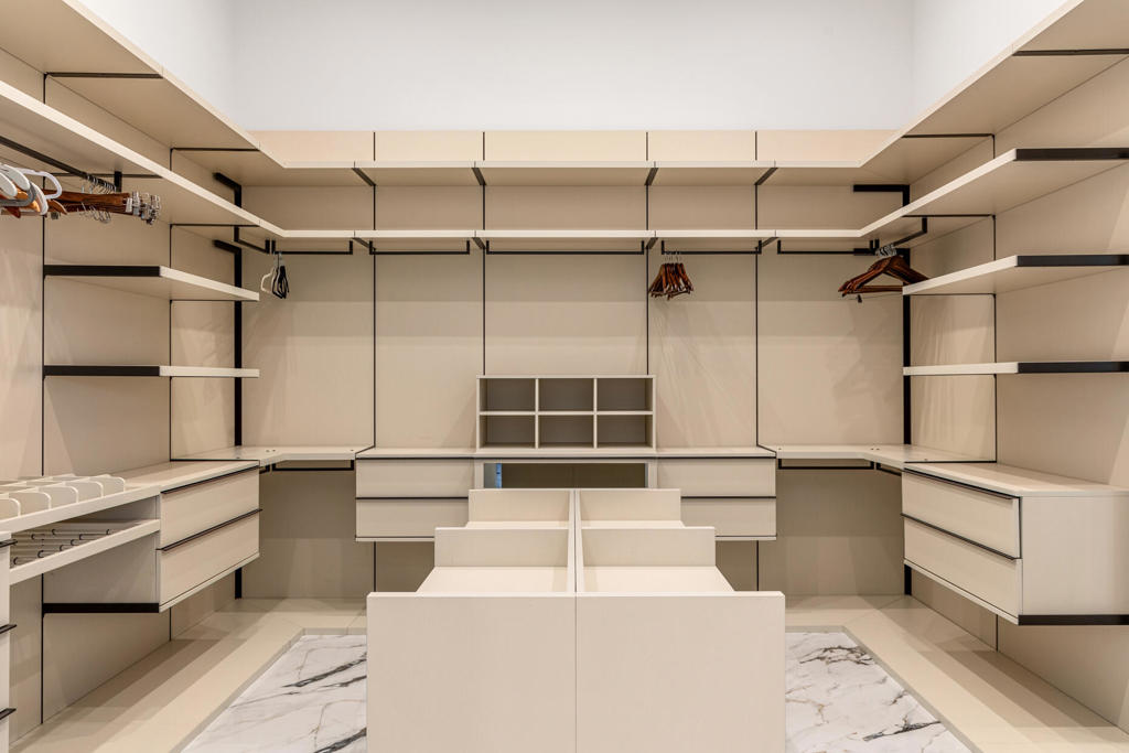 MLS #219131193DA image #15