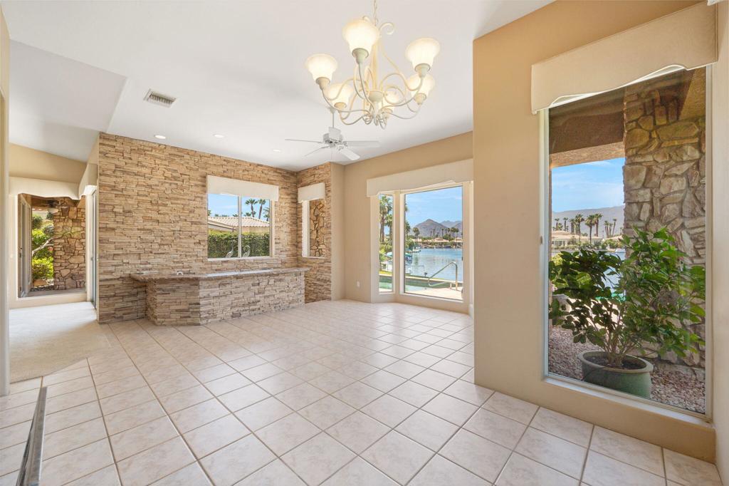 MLS #219131294DA image #27