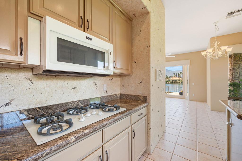 MLS #219131294DA image #39