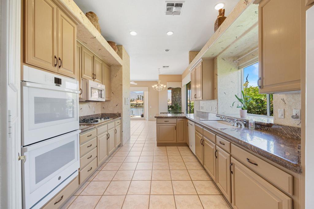 MLS #219131294DA image #40