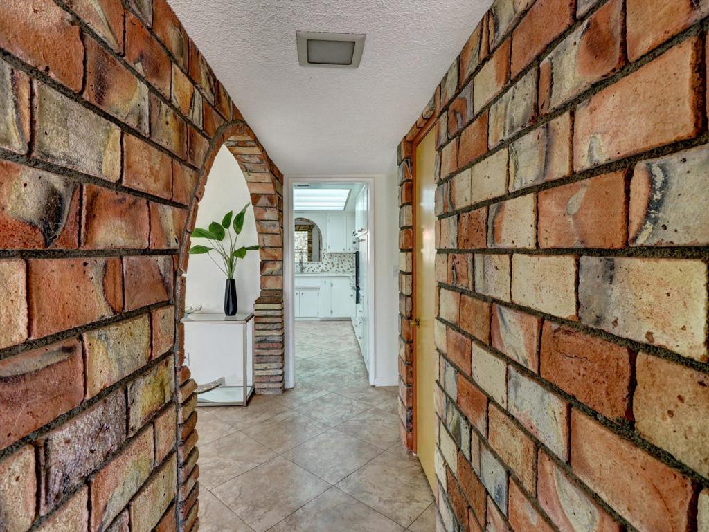 MLS #219131304DA image #4