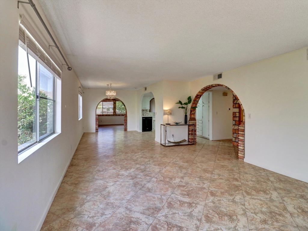 MLS #219131304DA image #5