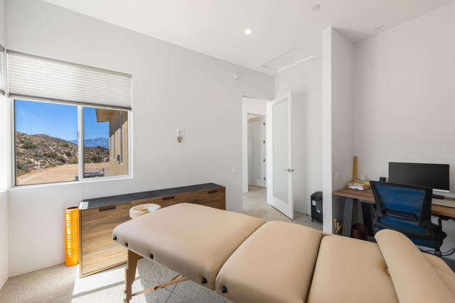 MLS #219131351DA image #29