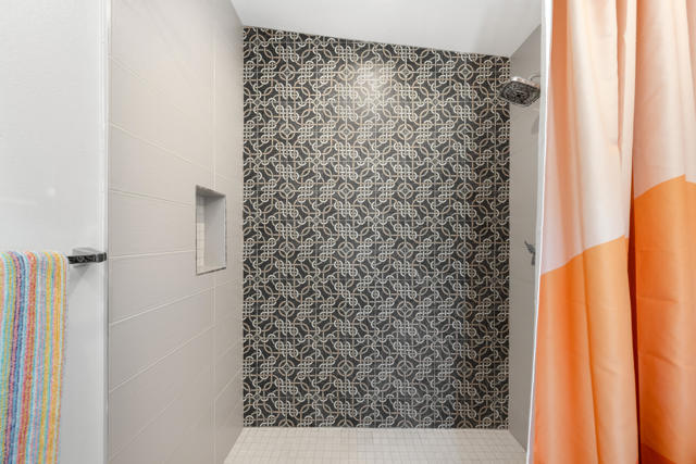 MLS #219131351DA image #35