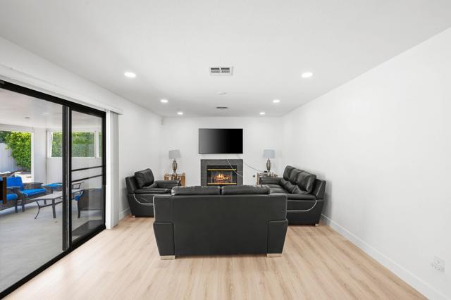 MLS #219131394DA image #4