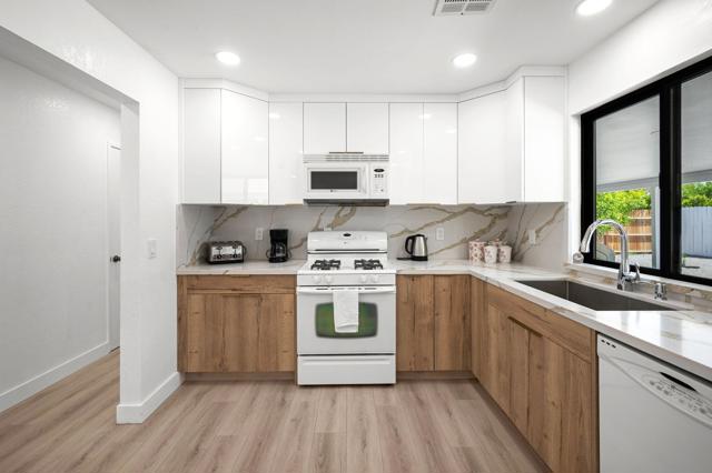 MLS #219131394DA image #6