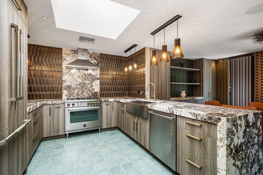 MLS #219131491DA image #8