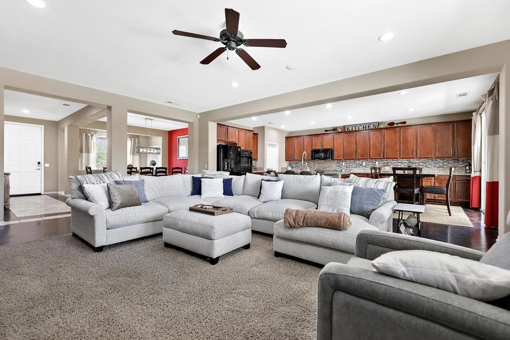 MLS #219131509DA image #4