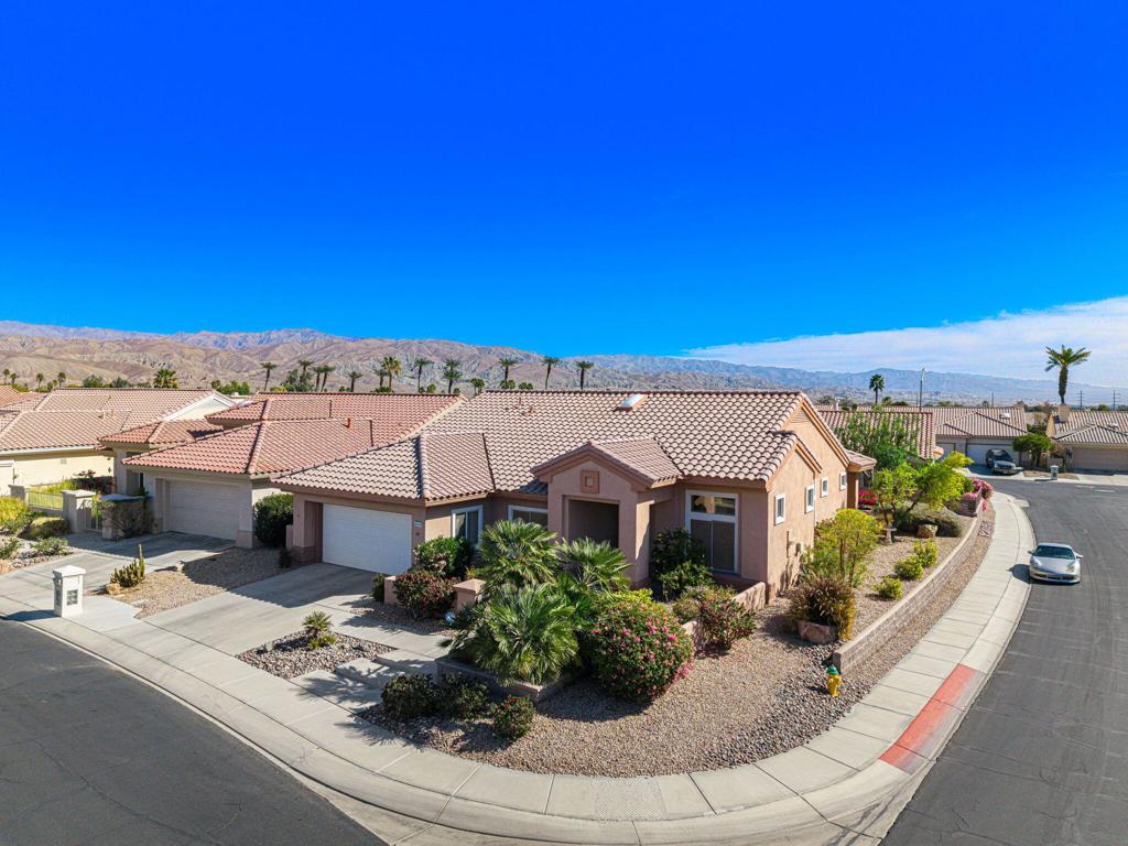 MLS #219131558DA image #2