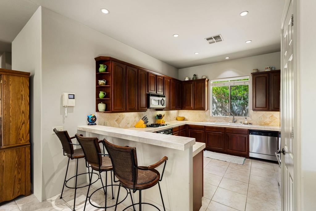 MLS #219131595DA image #23