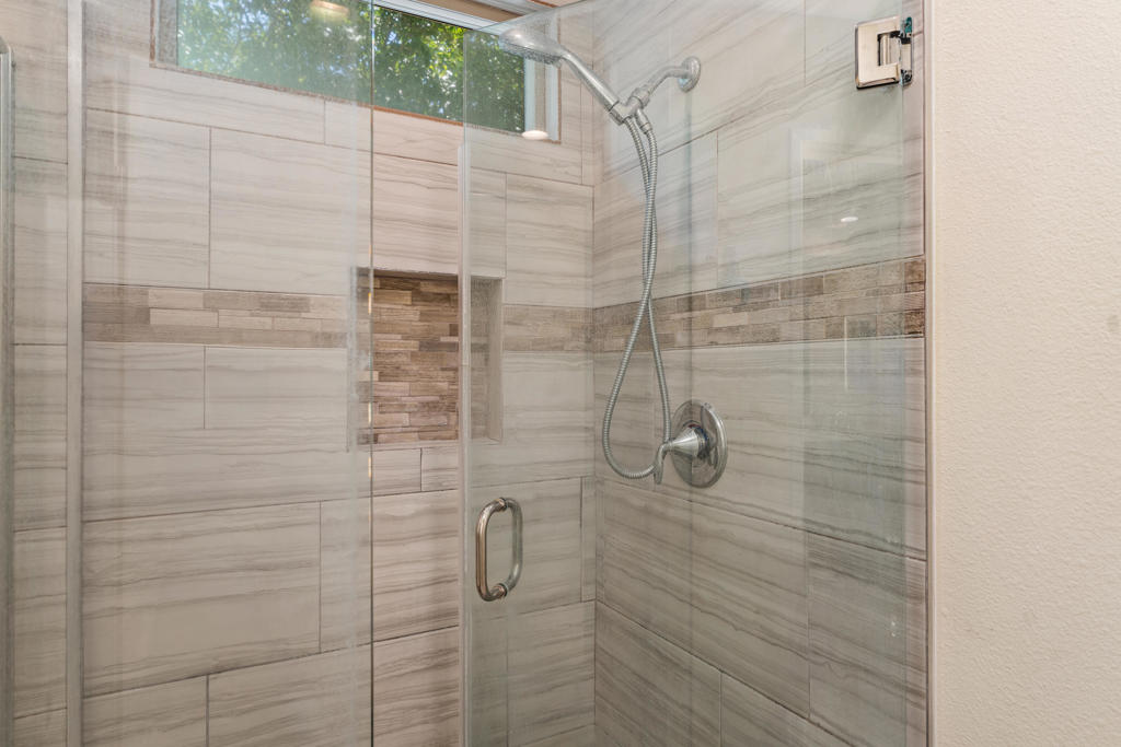 MLS #219131624DA image #21