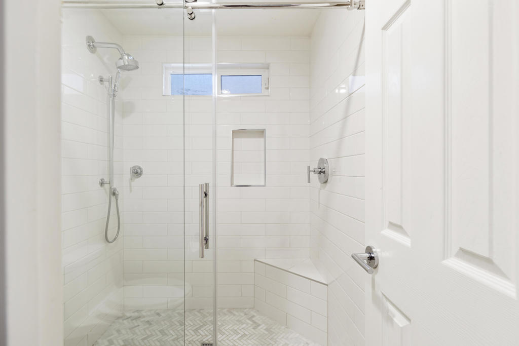 MLS #219131673DA image #21