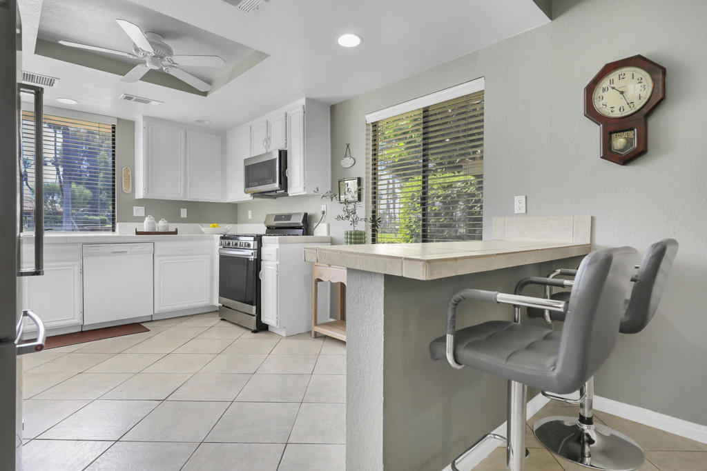 MLS #219131685DA image #12