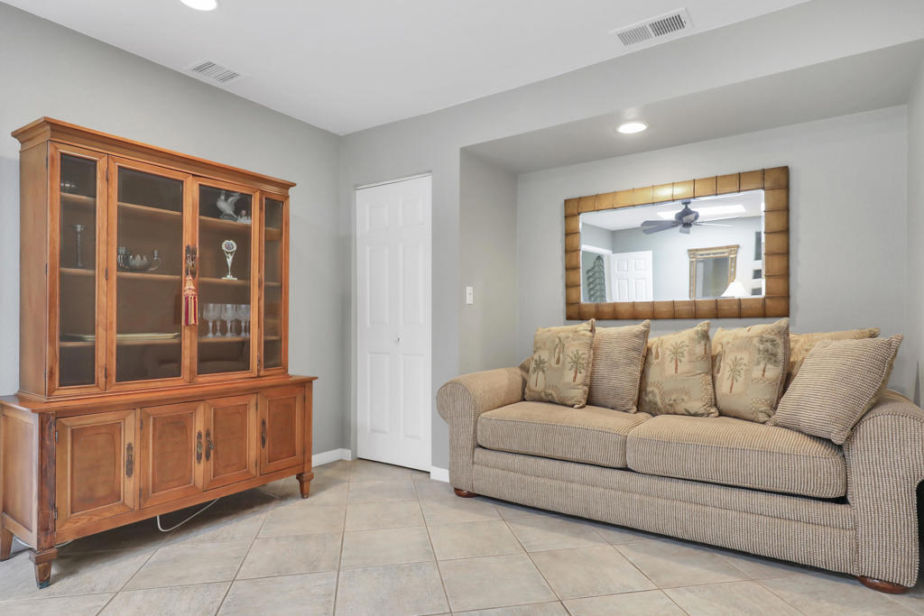 MLS #219131685DA image #14