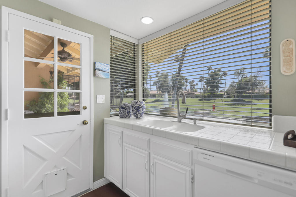 MLS #219131685DA image #9