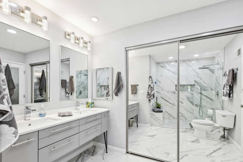 MLS #219131690DA image #11