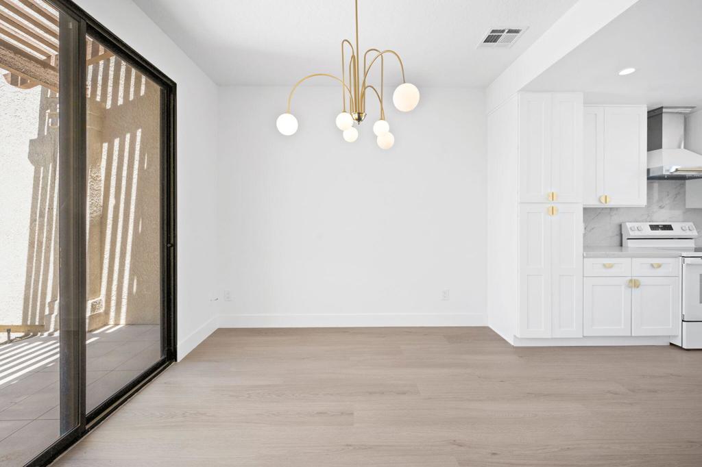 MLS #219131695DA image #17