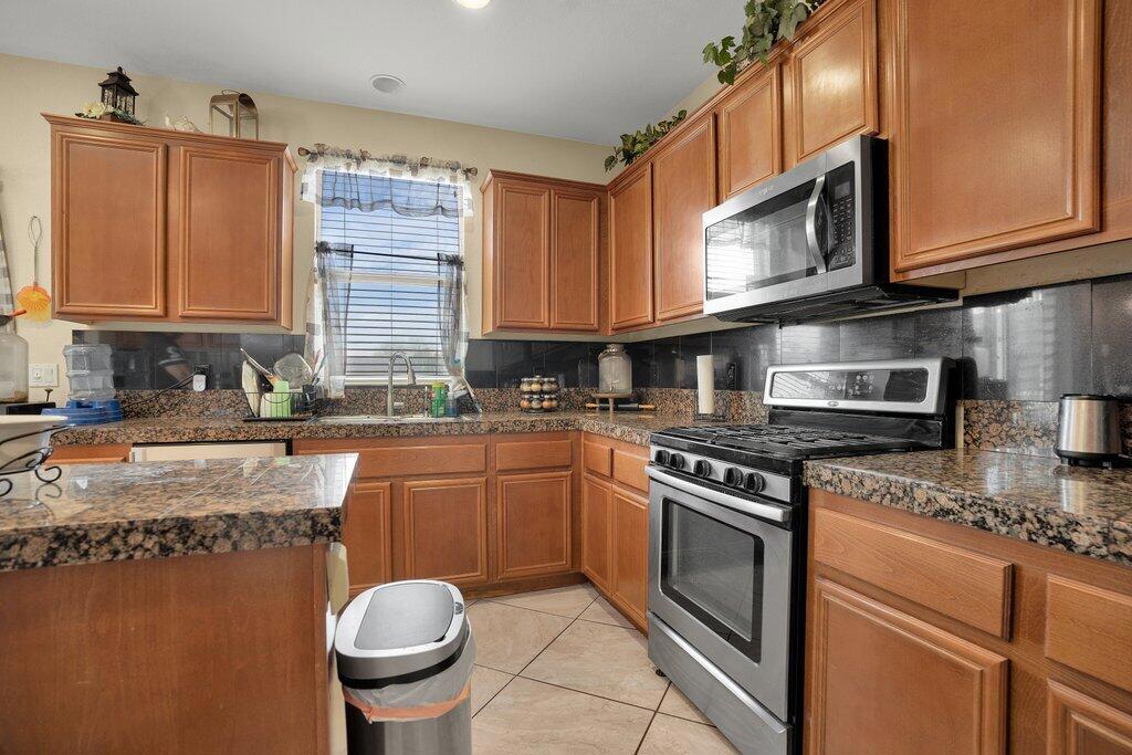 MLS #219131844DA image #11