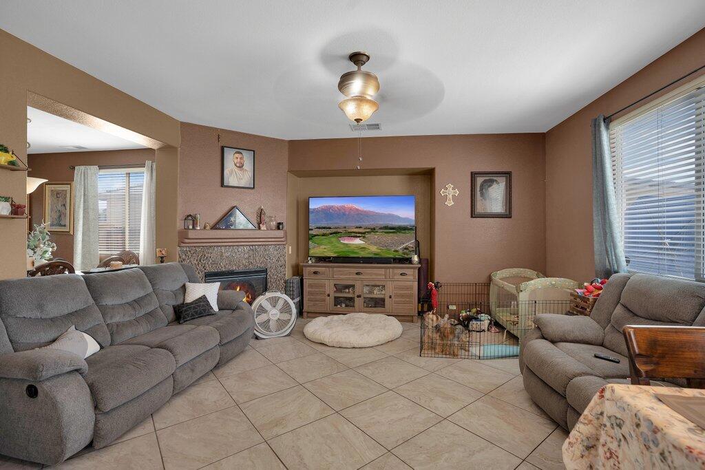 MLS #219131844DA image #6