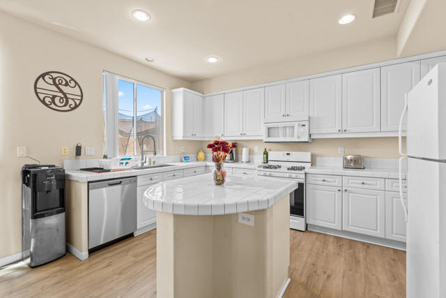 MLS #219131890DA image #8