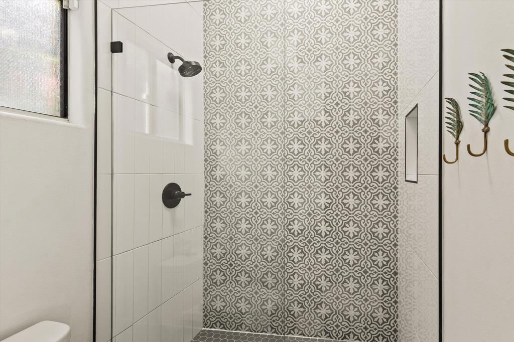 MLS #219131946DA image #19