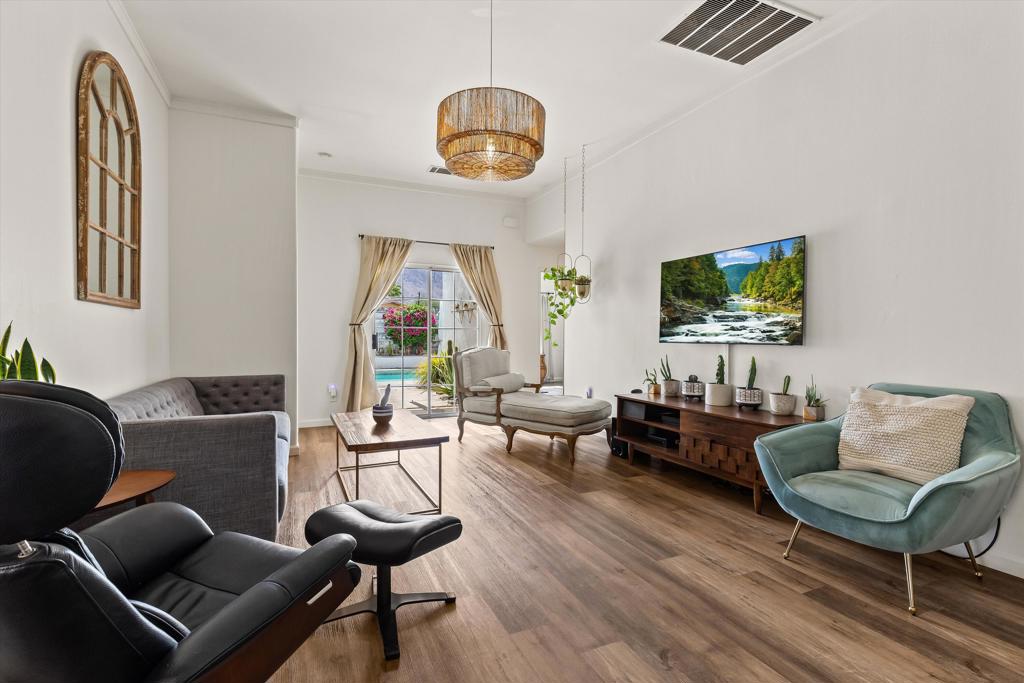 MLS #219131946DA image #2