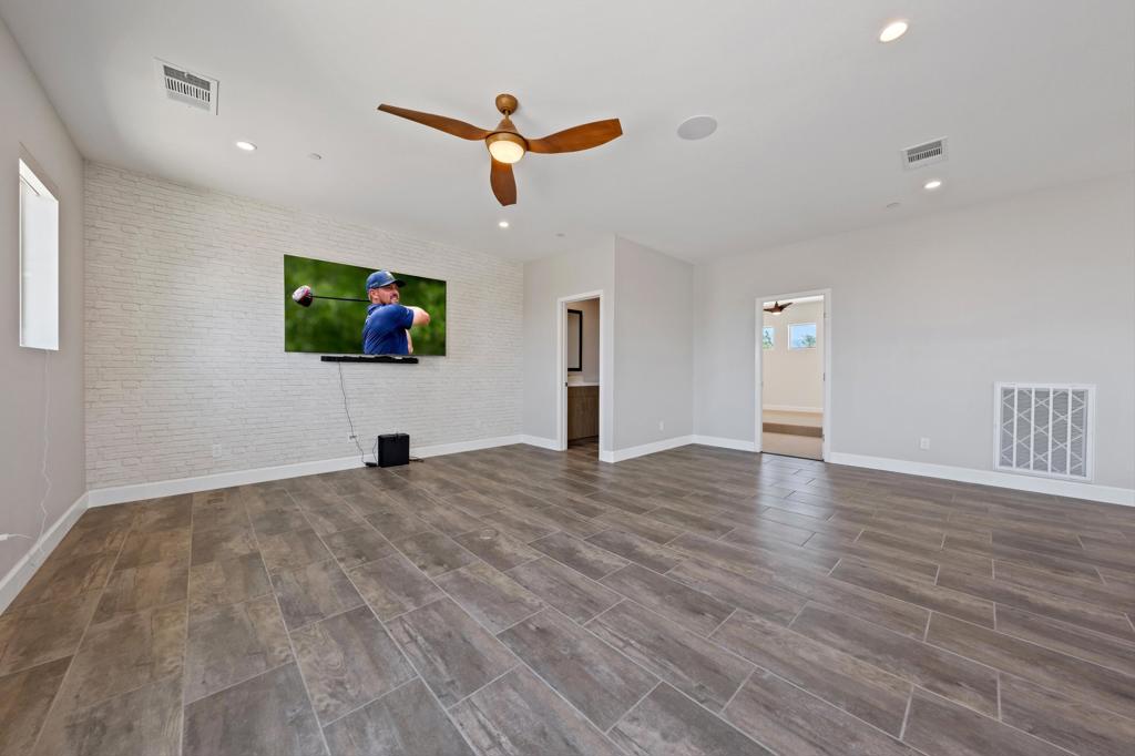 MLS #219131963DA image #22