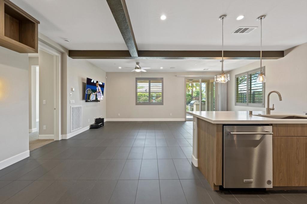 MLS #219131963DA image #5