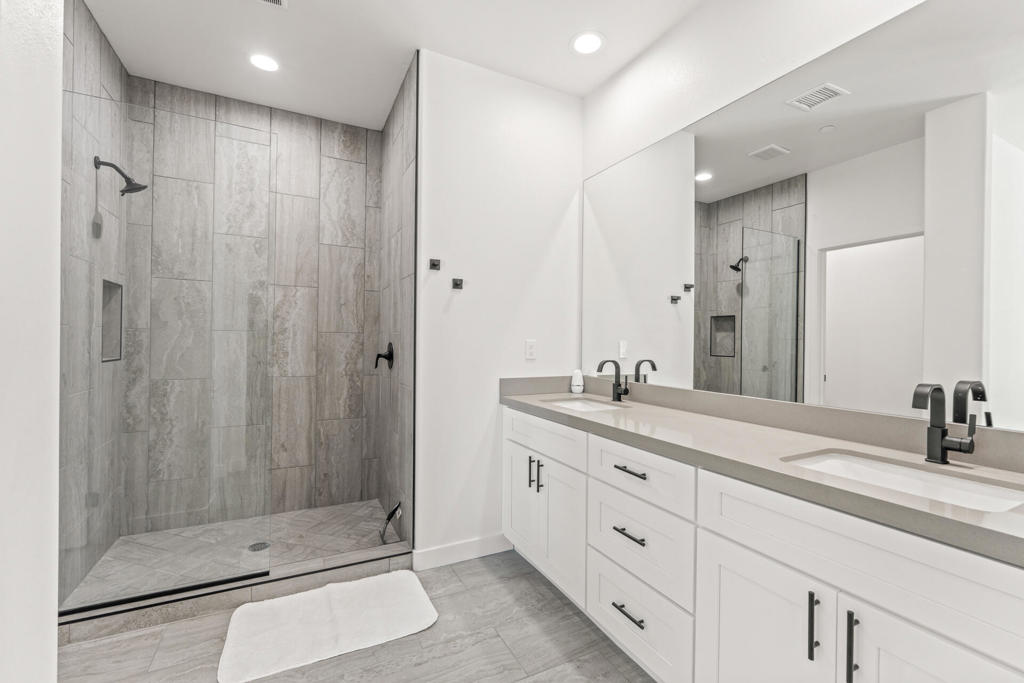 MLS #219132009DA image #22