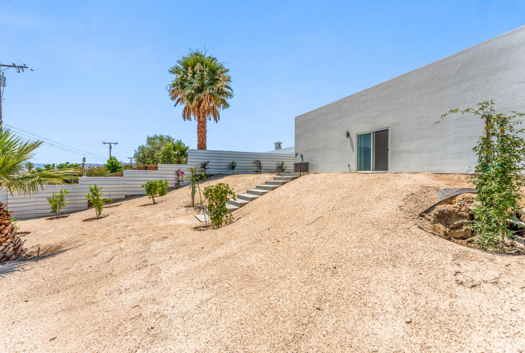 MLS #219132009DA image #28