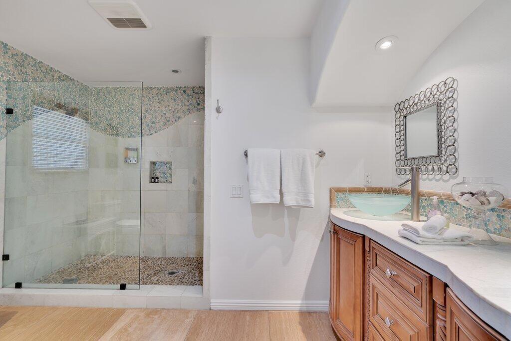 MLS #219132016DA image #60