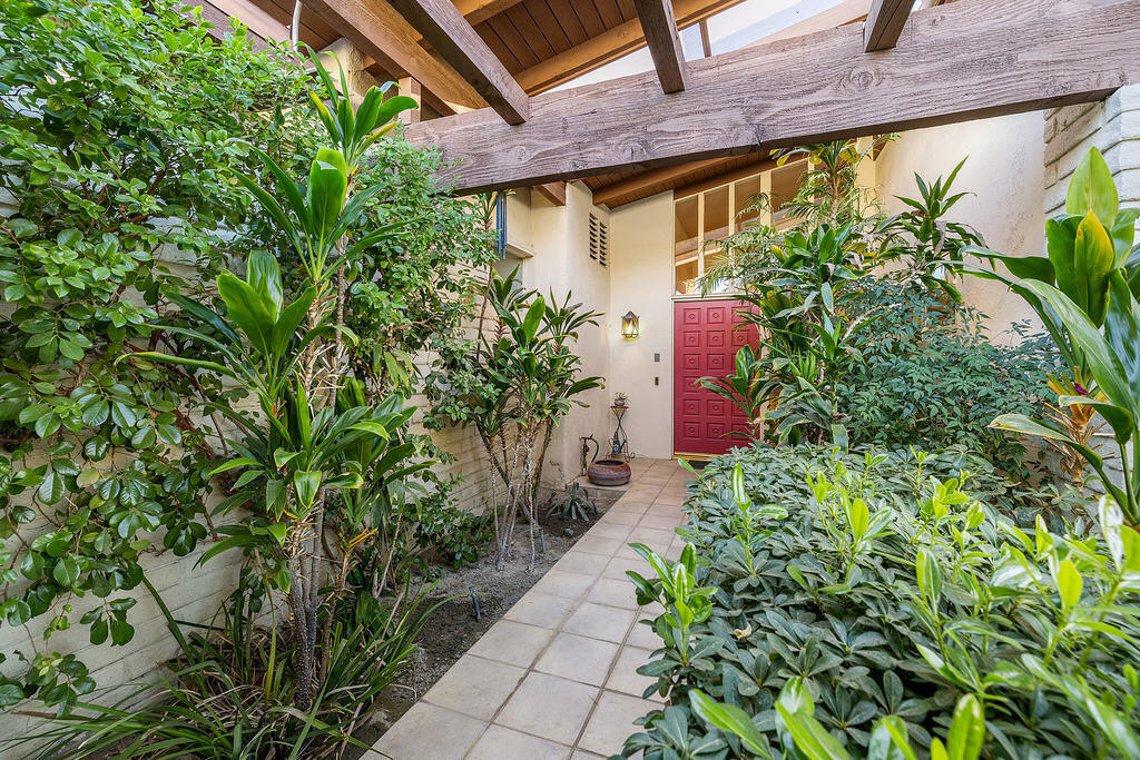 MLS #219132026DA image #3