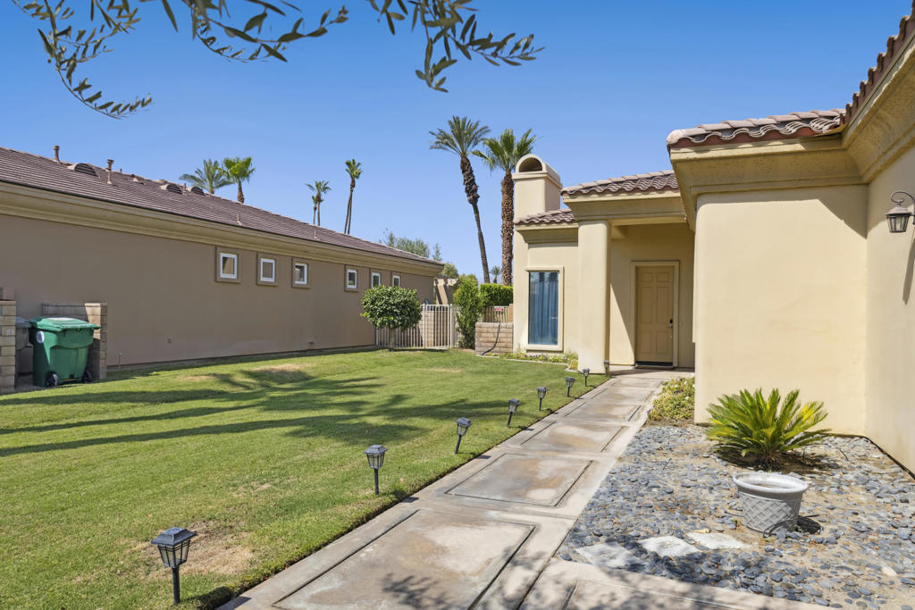 MLS #219132029DA image #2