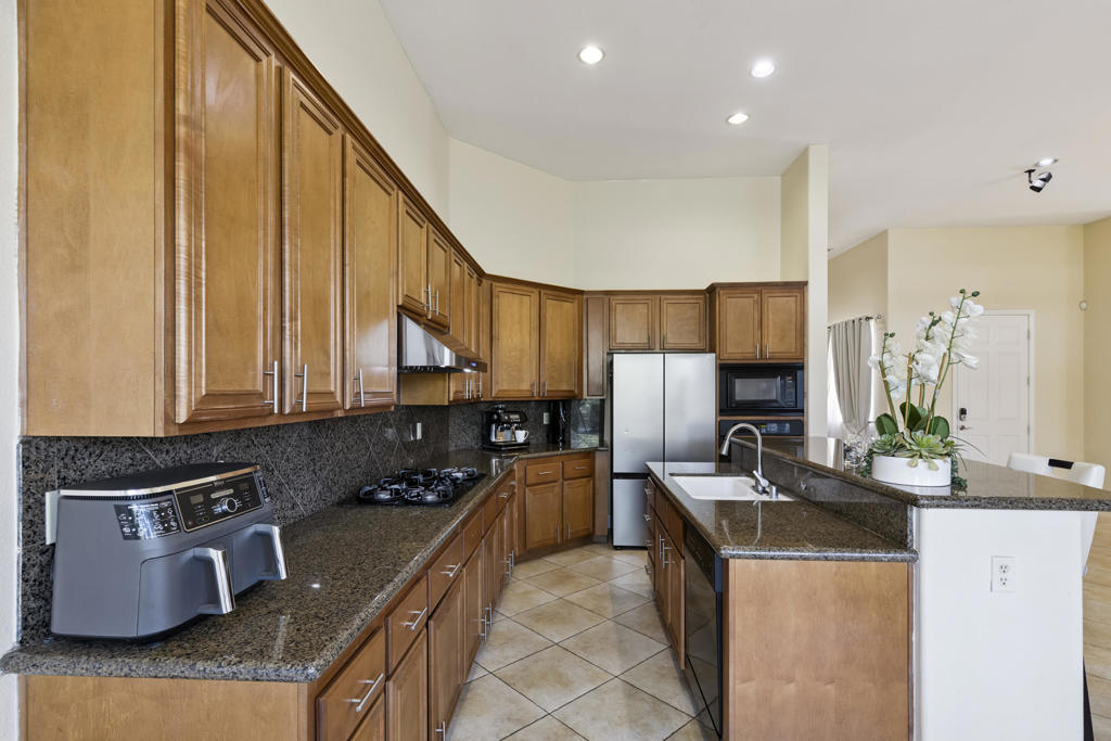 MLS #219132029DA image #8